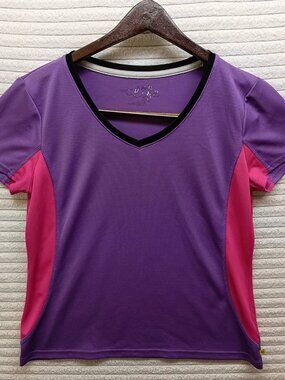 Made for Life Womens Short Sleeve V Neck Athletic T Shirt Purple Pink Size PM